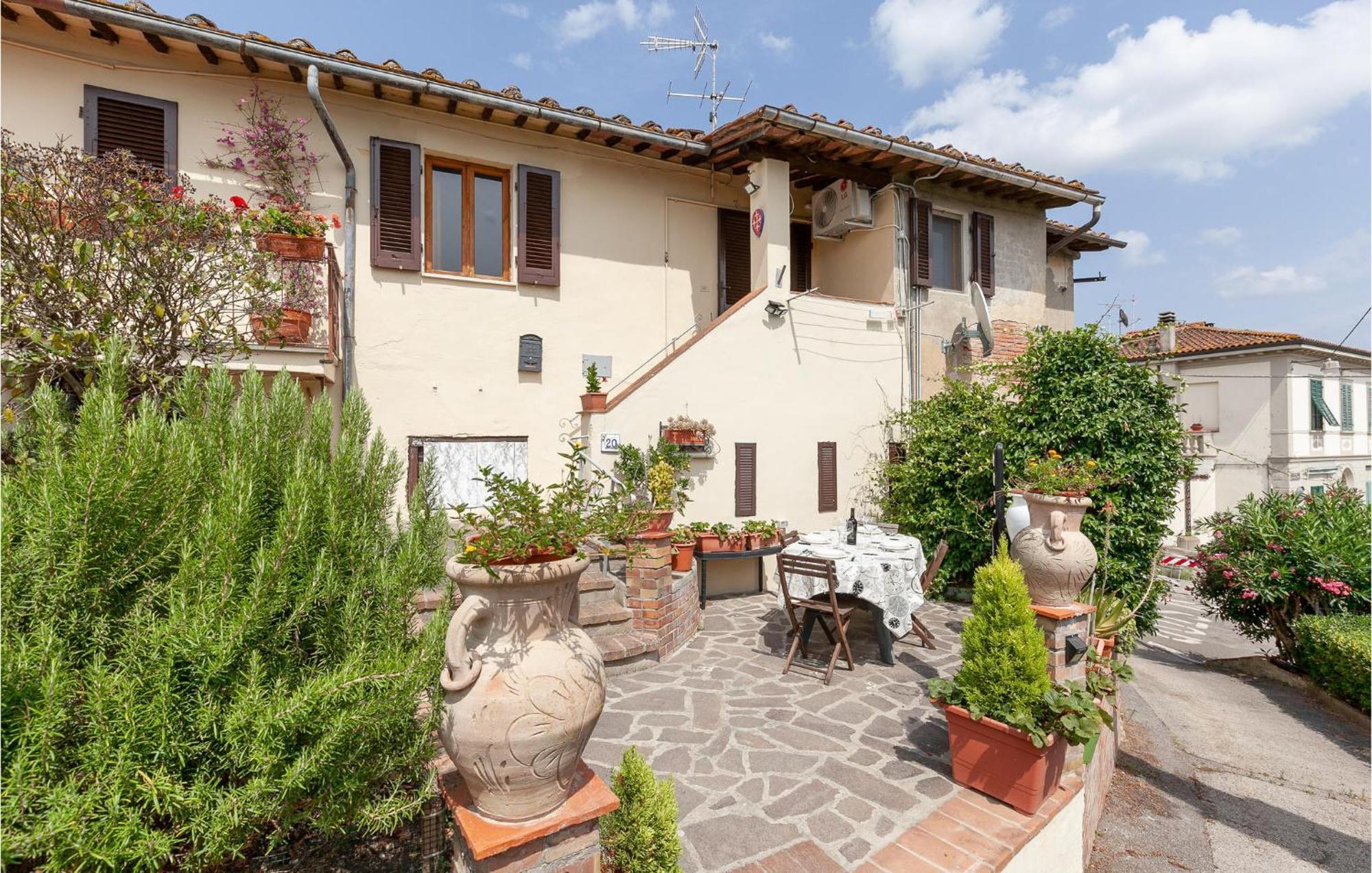 Awesome Home In Montefoscoli With Wifi Exterior photo